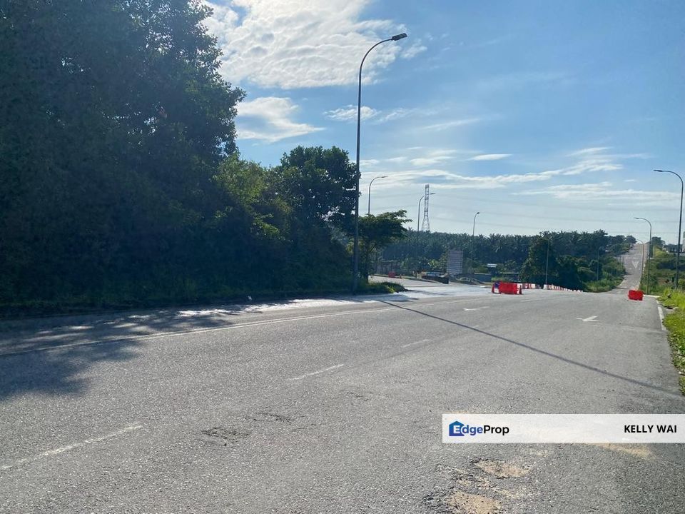 Johor @ Desa Cemerlang 1 Acre Agricultural Land For Sale, Johor, Ulu Tiram