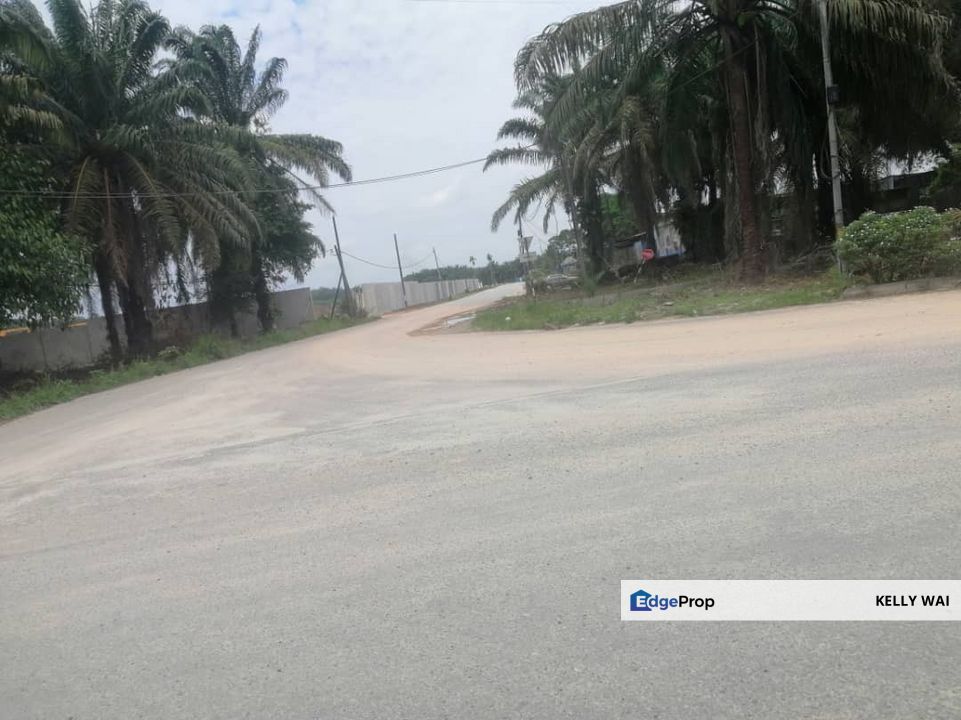 Jalan Ulu Pulai @ Mukim Jeram Batu (Pontian) 2.4 Acres Medium Industry Land For Sale, Johor, Pontian