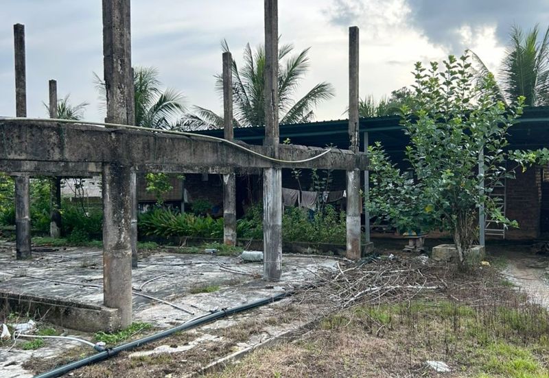 Jalan Permatang @ Jalan Kempas Baru 1.08 Acres Agricultural Land For Sale