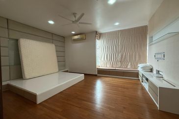 Austin Residence @Taman Mount Austin