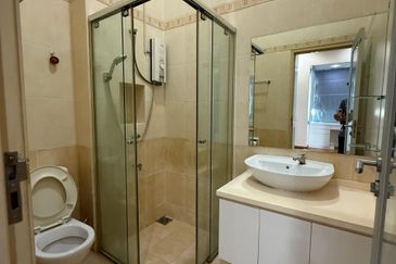 Austin Residence @Taman Mount Austin