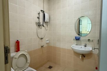 Austin Residence @Taman Mount Austin