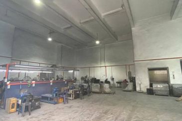 Johor @ Jalan SILC 2 Double Storey Semi-D Factory For Sale 