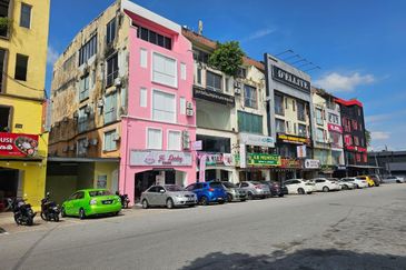 Jalan Tun Abdul Razak