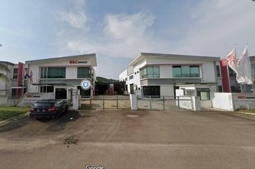 Jalan Laman Setia 7 @ Taman Laman Setia @ Gelang Patah Semi-D Factory For Sale