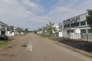 Jalan Laman Setia 7 @ Taman Laman Setia @ Gelang Patah Semi-D Factory For Sale