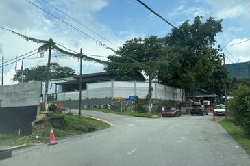 Jalan Trus, Bandar Johor Bahru