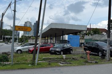 Jalan Trus, Bandar Johor Bahru