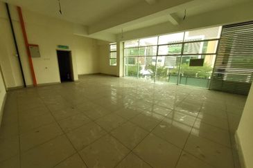 Jalan Tiram Sejahtera @ Taman Perindustrian Tiram Sejahtera 2 Storey Cluster Factory with Mezzanine Floor For Sale