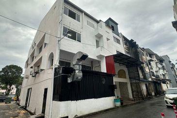 Jalan Tun Abdul Razak