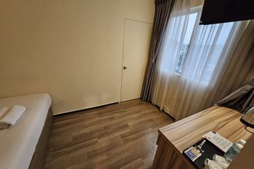 Jalan Trus, Bandar Johor Bahru