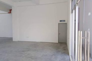 PTP I PARC @ Semi Detached Corner Factory For Sale