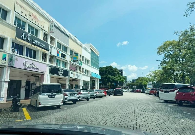 Taman Austin Heights