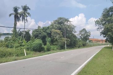 Gelang Patah @ Johor 5.55 Acres Industrial Land For Sale