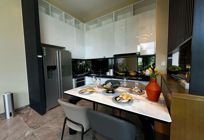 Forest City Golf Resort, Gelang Petah