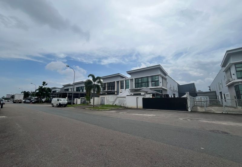 Forest City Golf Resort, Gelang Petah