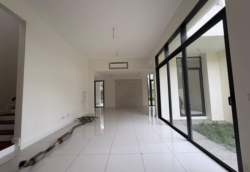 Avira Garden Terraces @ Medini