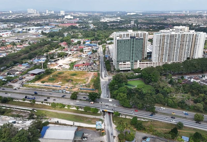 KAMPUNG KANGKAR TEBRAU