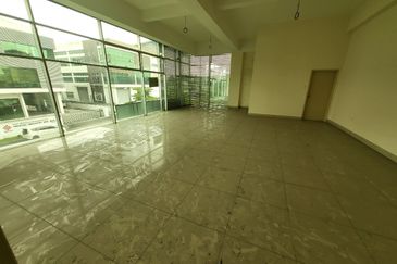 I Season Park @ Ulu Tiram 2 Storey Cluster Factory For Sale