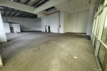 I Season Park @ Ulu Tiram 2 Storey Cluster Factory For Sale