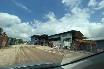 Tanjung Kupang @ Johor 16 Acres Converted to Perusahaan Industri Sederhana For Sale