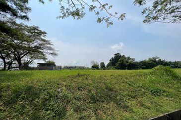 Kota Tinggi @ Johor 1 Acre++ Commercial Land For Sale