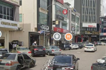 Jalan Austin Heights