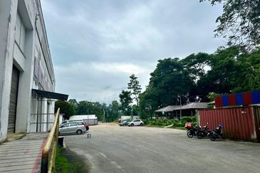 Batu 22 @ Kulai 6.54 acres Factory For Sale/Rent