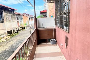 TAMAN SRI ANGSANA (LOT 665)