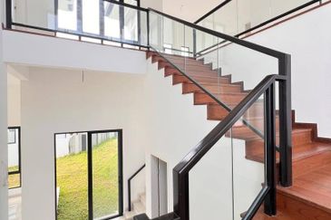 Avis 2 @ Setia Alam Sari