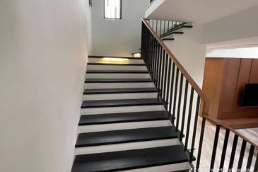 BUKIT PELINDUNG AMAN