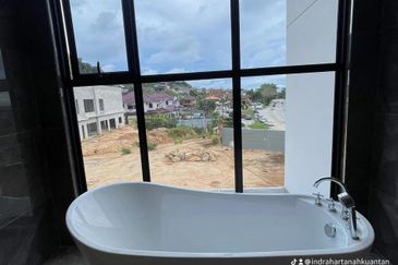 BUKIT PELINDUNG AMAN