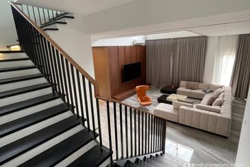 BUKIT PELINDUNG AMAN