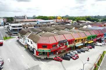 Shop lot Jalan Lurah Semantan - Bandar Temerloh