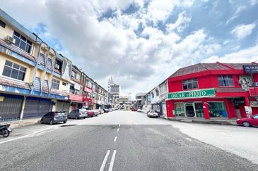 Shop lot Jalan Lurah Semantan - Bandar Temerloh