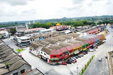 Shop lot Jalan Lurah Semantan - Bandar Temerloh