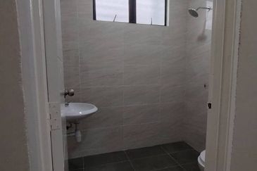 THE RADIANCE @ INDERA MAHKOTA 3