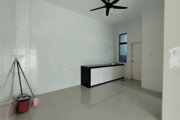 THE RADIANCE @ INDERA MAHKOTA 3