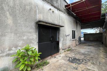 Werehouse Indera mahkota 14