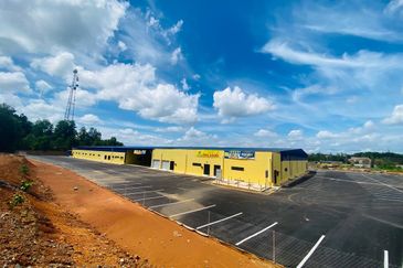 NEWLY COMPLETED HYPERMARKET 