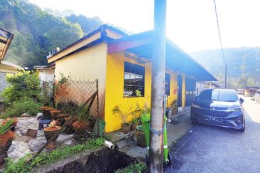 PERKAMPUNGAN SEMAMBU BARU