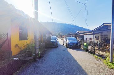 PERKAMPUNGAN SEMAMBU BARU