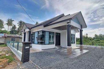 BANGLO TEBING TEMBAH, PAKA