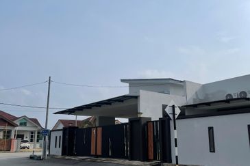 SUNGAI KARANG DARAT II