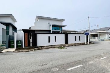 SUNGAI KARANG DARAT II