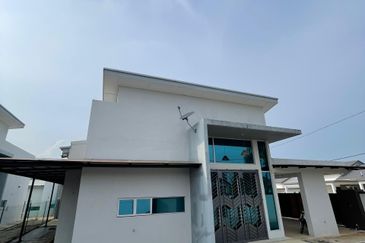 SUNGAI KARANG DARAT II