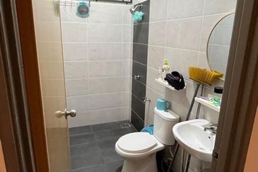 SUNGAI KARANG DARAT II