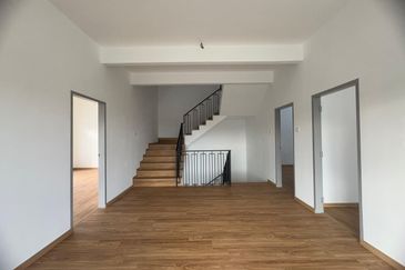 Repulse Bay Residence