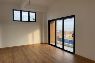 Repulse Bay Residence