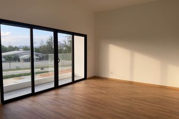 Repulse Bay Residence